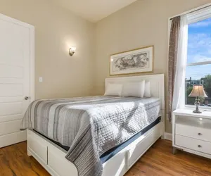Photo 3 - Brand New Elegance and Vibrancy in NOLA