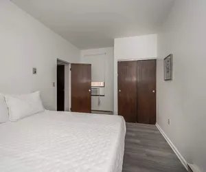 Photo 5 - Northside Suites 2