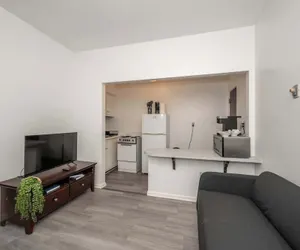 Photo 2 - Northside Suites 2