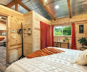 Photo 4 - Cozy Cove Cabin The Perfect Ozark Retreat!