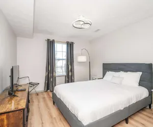 Photo 5 - Arkstone Retreat Suites, 3 in 1!