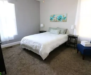 Photo 2 - Windsor Park Pad apt 2 min to Mass Ave With AC