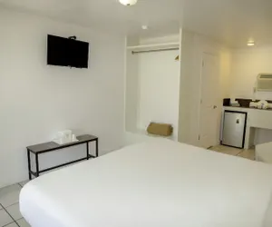 Photo 4 - Banana Peel Lodge