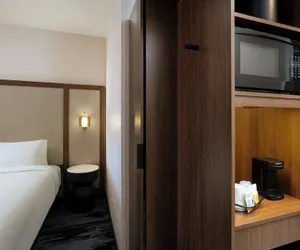 Photo 5 - Fairfield By Marriott Inn & Suites Albuquerque Uptown