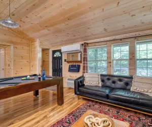 Photo 5 - The Rustic Cottage by Avantstay Hot Tub, Fire Pit, Pool Table 5mins to Town