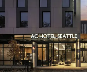 Photo 2 - AC Hotel by Marriott Seattle Downtown