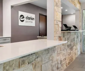 Photo 5 - Clarion Pointe