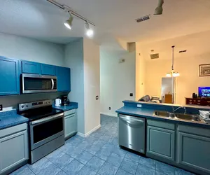 Photo 4 - Grand Premium 5BR Pool Home Near Disney Parks