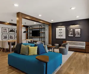 Photo 3 - Everhome Suites Temecula