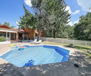 Photo 3 - Paradise Retreat by Avantstay Pool, Hot Tub, & Game Room!