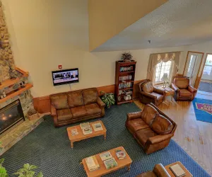 Photo 2 - Woodland Country Lodge