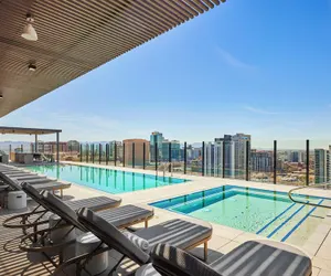 Photo 2 - Global Luxury Suites at Downtown Phoenix