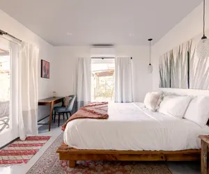 Photo 3 - Warren Vista Ranch - Heated Pool, Hot Tub! 2 Bedroom Home by RedAwning