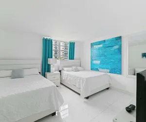 Photo 3 - Ocean Wind Luxury Beachfront Condo With Pool & Gym