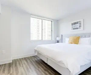 Photo 4 - Elegant 2BR Apartment - Minutes to D.C.