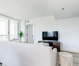 Photo 3 - Elegant 2BR Apartment - Minutes to D.C.