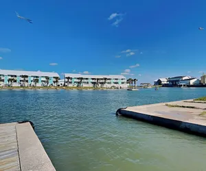 Photo 2 - Kontiki Beach Resort #221