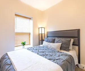 Photo 4 - Aisling Suites