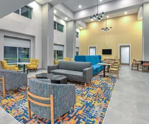 Photo 5 - Hampton Inn & Suites Little Rock Airport