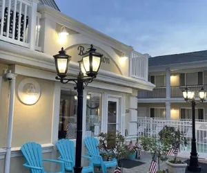 Photo 4 - The Lamplight Inn