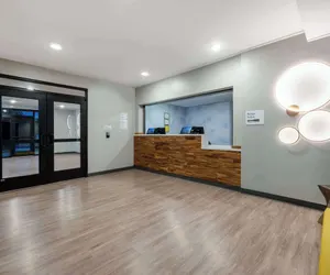 Photo 4 - ECHO Suites Extended Stay by Wyndham Indianapolis AmeriPlex