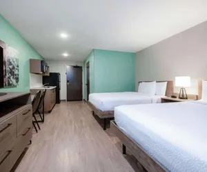 Photo 2 - ECHO Suites Extended Stay by Wyndham Indianapolis AmeriPlex