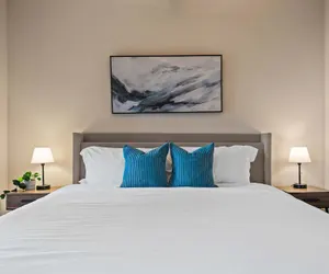 Photo 3 - Marketing in Reno With 2 Bedrooms and 2 Bathrooms