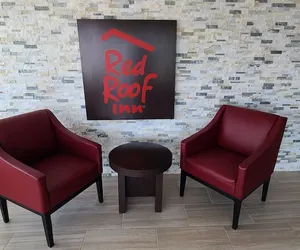 Photo 3 - Red Roof Inn Byron