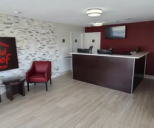 Photo 5 - Red Roof Inn Byron