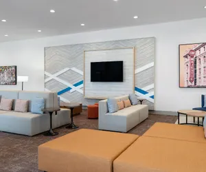 Photo 3 - Hilton Garden Inn Austin Central