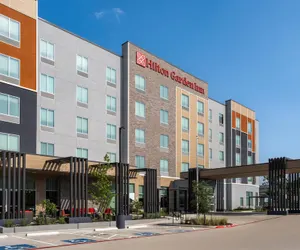 Photo 2 - Hilton Garden Inn Austin Central