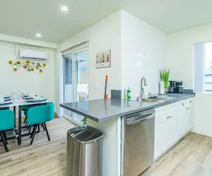 Photo 3 - Newly Remodeled 2b2b APT Near Pasadena Old Town