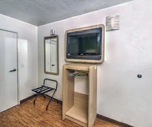 Photo 5 - Motel 6 – Colorado Springs, CO – South/Metro Area