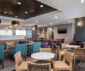 Photo 3 - Home2 Suites BY Hilton Phoenix Midtown