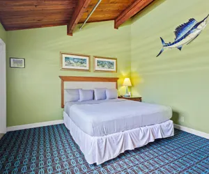 Photo 5 - Oceanfront Inn II