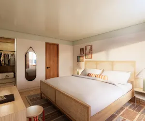 Photo 2 - Ambler Hotel