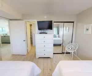 Photo 4 - Beach House 503d 2 Bedroom Condo by RedAwning