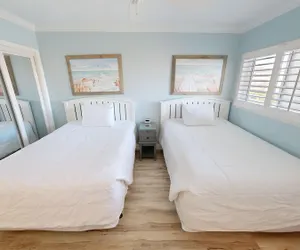 Photo 3 - Beach House 404c 2 Bedroom Condo by RedAwning