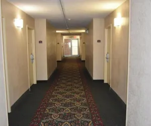 Photo 3 - Moonlight Inn Hotel O Hattiesburg, MS