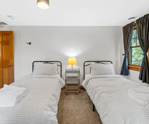 Photo 4 - The Getaway 4 Bedroom Home