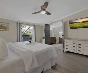 Photo 4 - Sage: Peaceful Hill Country Retreat With Hot-tub!