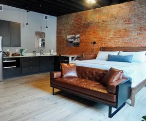 Photo 2 - The Benjamin Hotel