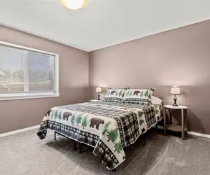 Photo 3 - Moose Meadow 5 Bedroom Home by RedAwning