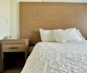 Photo 3 - Fargo Airport Inn