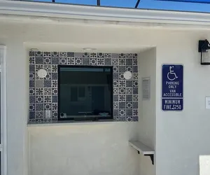 Photo 3 - La Casita Inn