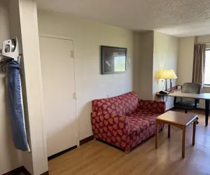 Photo 4 - Sycamore Suites