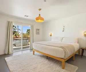 Photo 4 - Bonanza In The Desert - Pool, Hot Tub, Grill 3 Bedroom Home by RedAwning