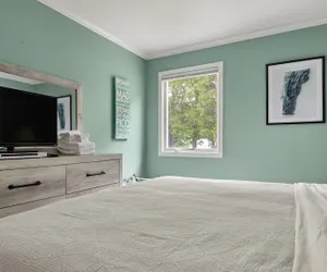 Photo 4 - Bridges Circle 2 Bedroom Condo by RedAwning