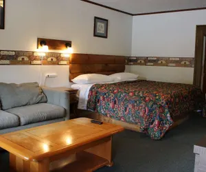 Photo 5 - Two Rivers Lodge