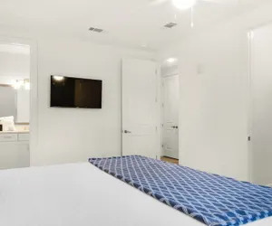 Photo 2 - Condo with gym